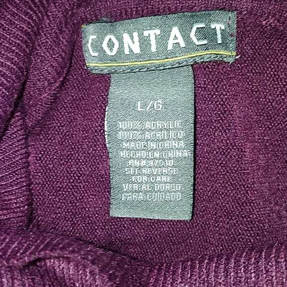 Oversized Turtle Neck Sweater - Picture 3 of 3